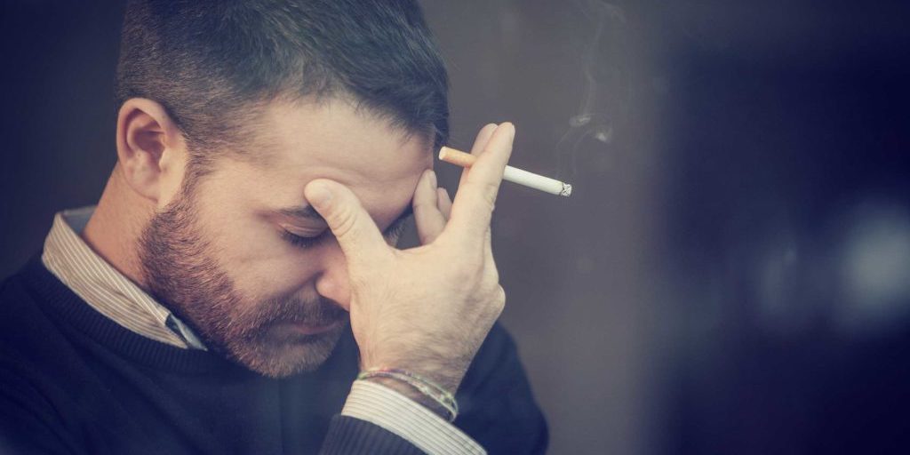 L'eliminazione della dipendenza dal fumo è un passo decisivo per combattere l'ansia e prevenire il panico